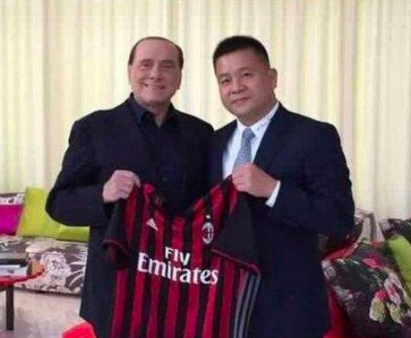 西汉姆联名宿麦卡文尼接受了媒体的采访，被问及卢卡库是否有可能重返切尔西，麦卡文尼发表了他的观点。